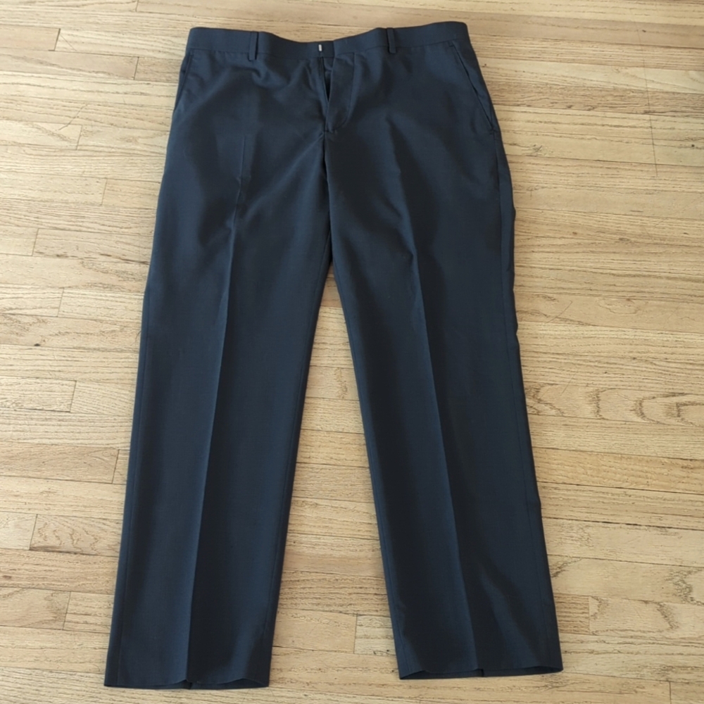 Men's banana Republic tailored pinstripe dress pants size 36x32